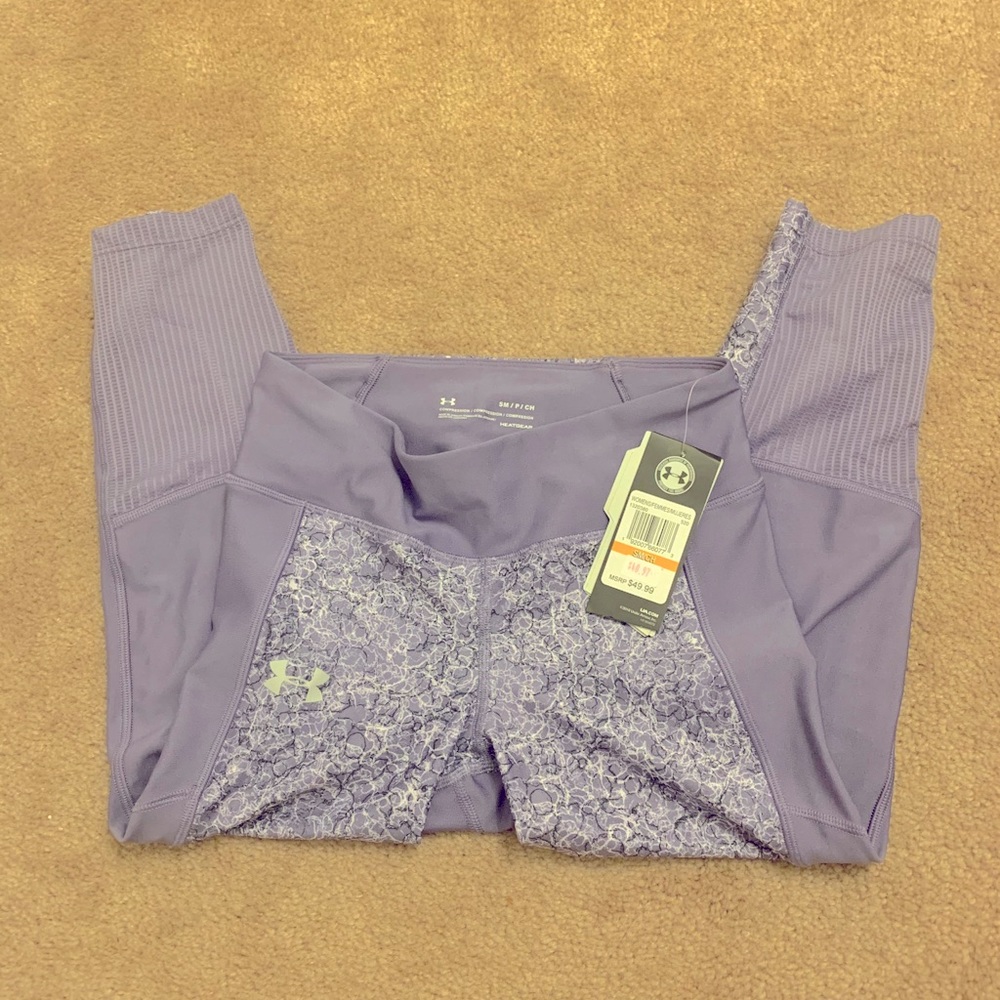 NWT Under Armour Capri leggings Sz S